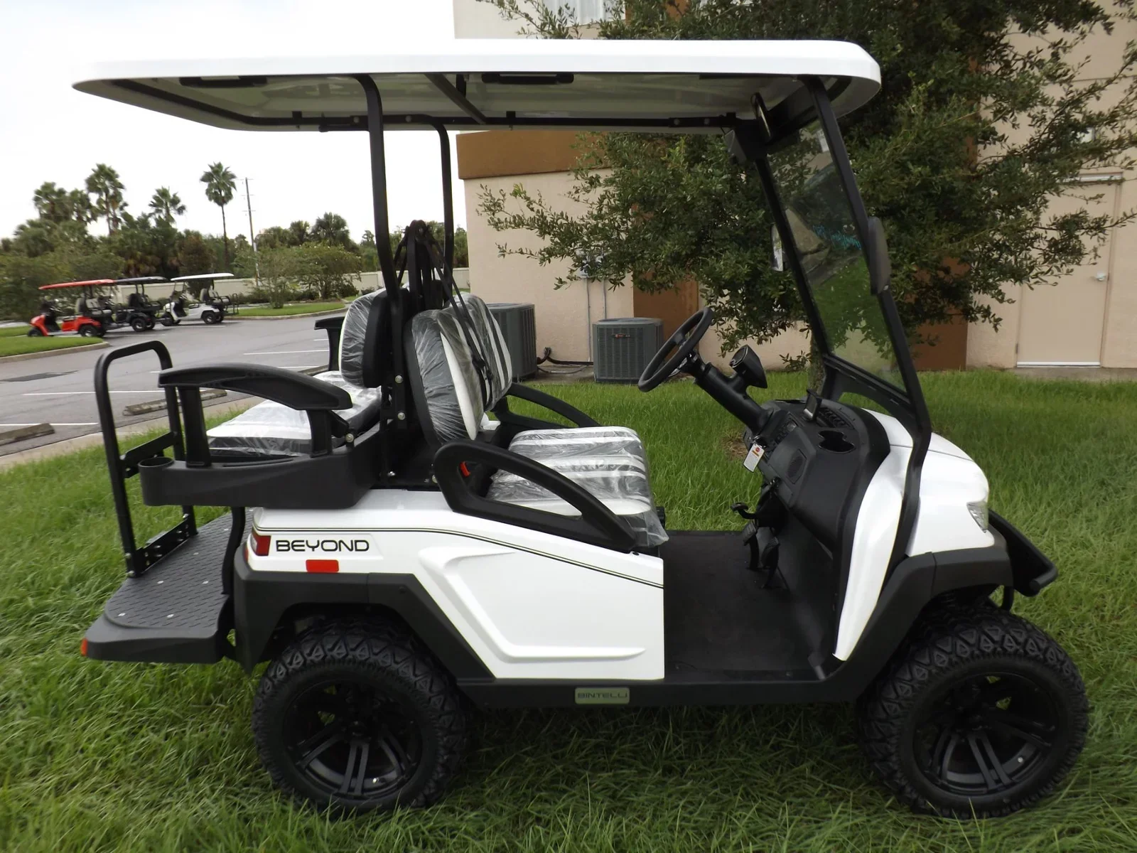 2022 Bintelli Beyond 4P Lifted Electric Golf Cart | 4-Passenger Street-Legal Lifted LSV with 5kW AC Motor & Touchscreen Display - Image 3