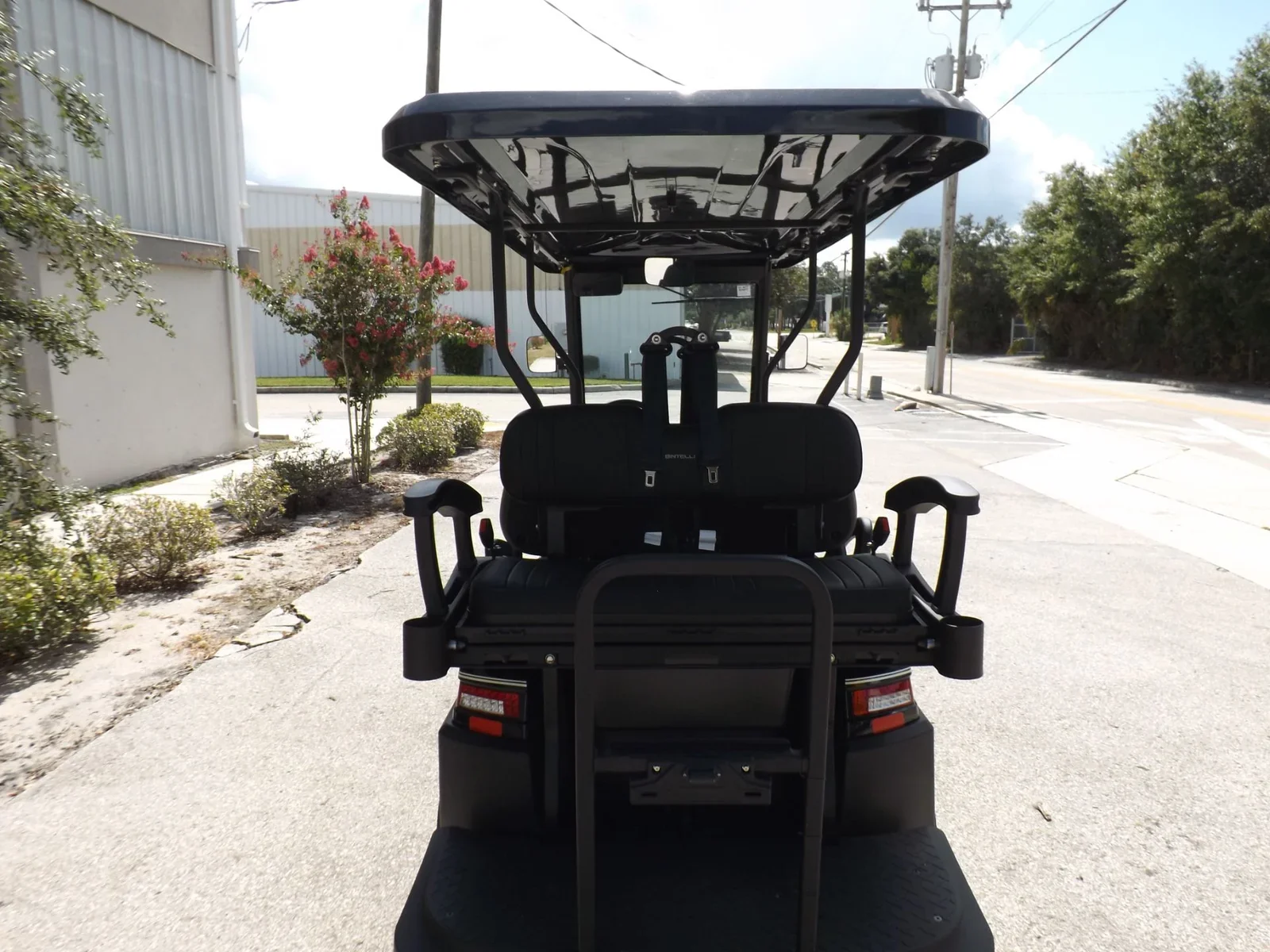 2022 Bintelli Beyond 6P Electric Golf Cart | 6-Passenger Street-Legal LSV with 5kW AC Motor, Touchscreen Infotainment & Aluminum Frame - Image 2