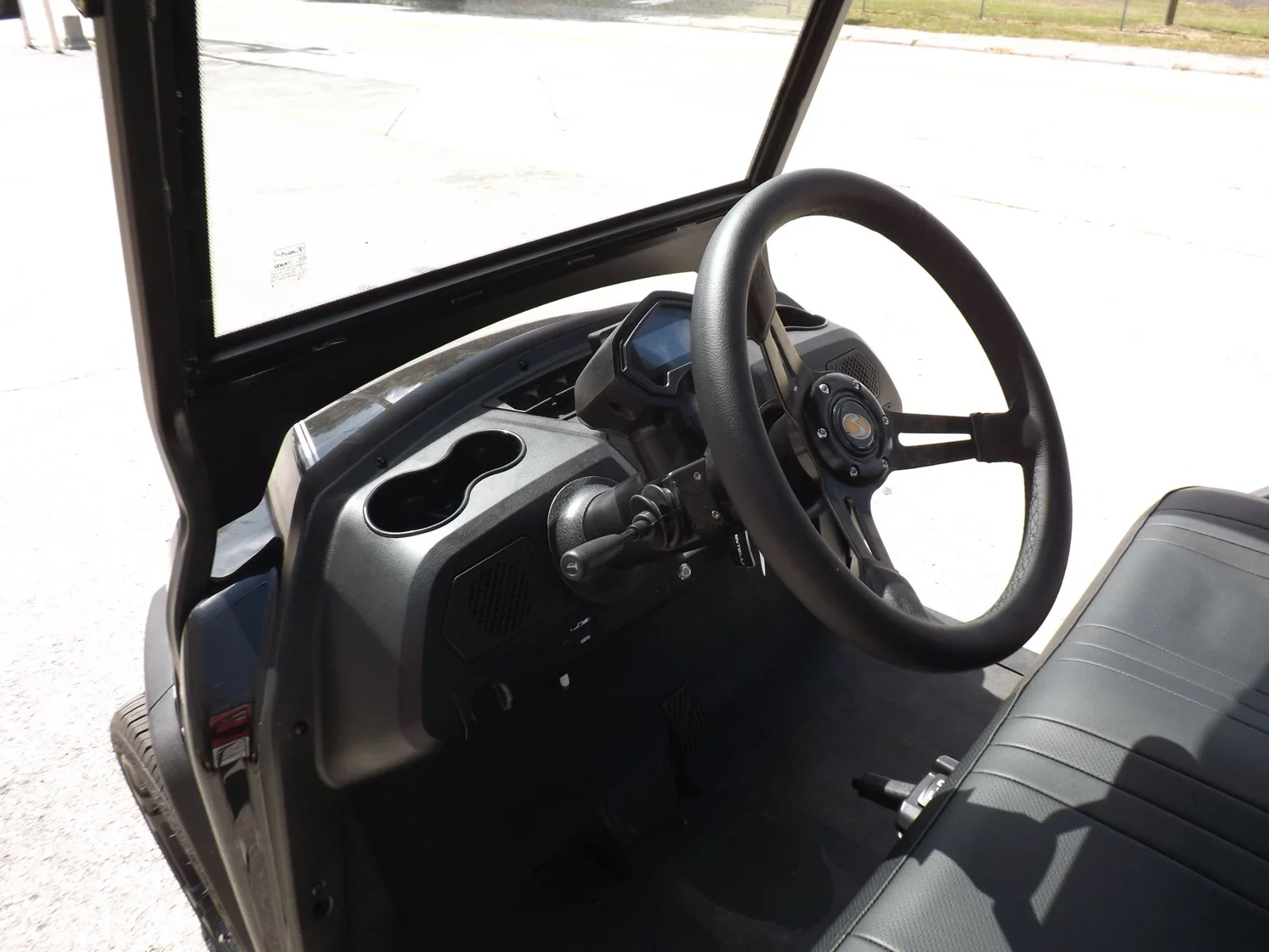 2022 Bintelli Beyond 6P Electric Golf Cart | 6-Passenger Street-Legal LSV with 5kW AC Motor, Touchscreen Infotainment & Aluminum Frame - Image 3