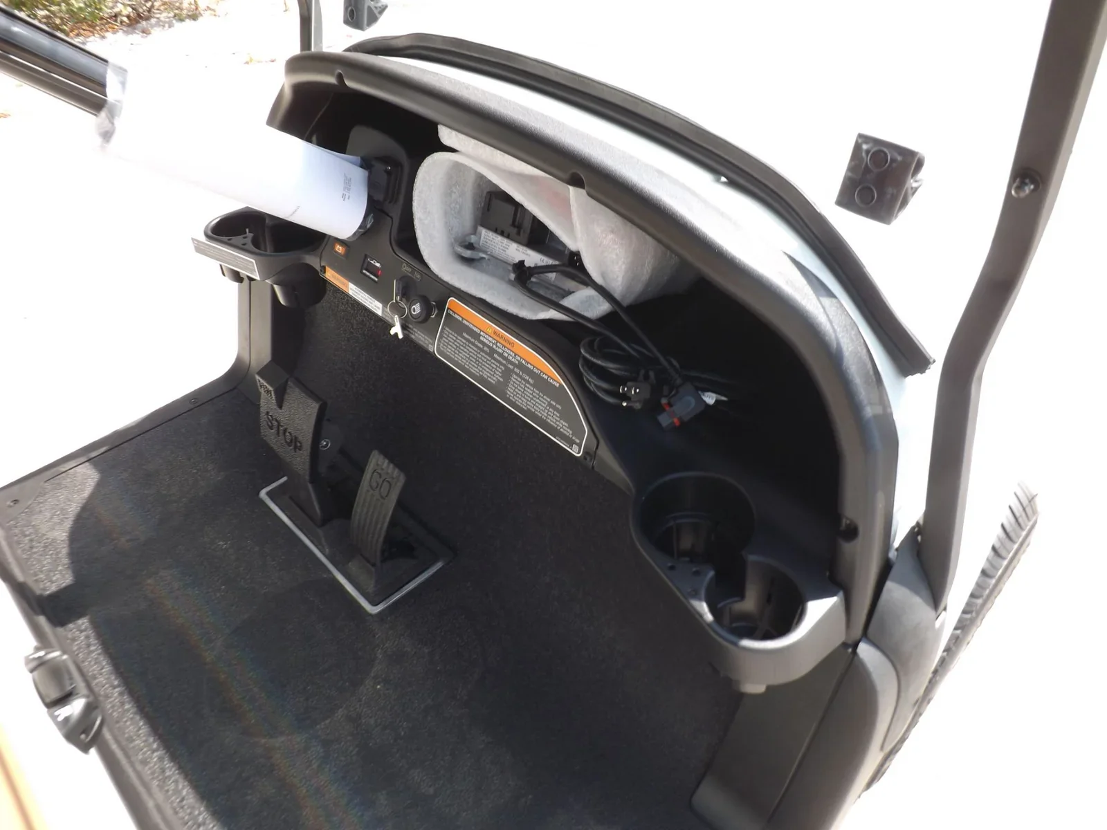 2024 Club Car Onward 2 Passenger Electric Golf Cart | Metallic Glacier White Luxury Neighborhood LSV with AlumiCore™ Frame & AC Power - Image 7