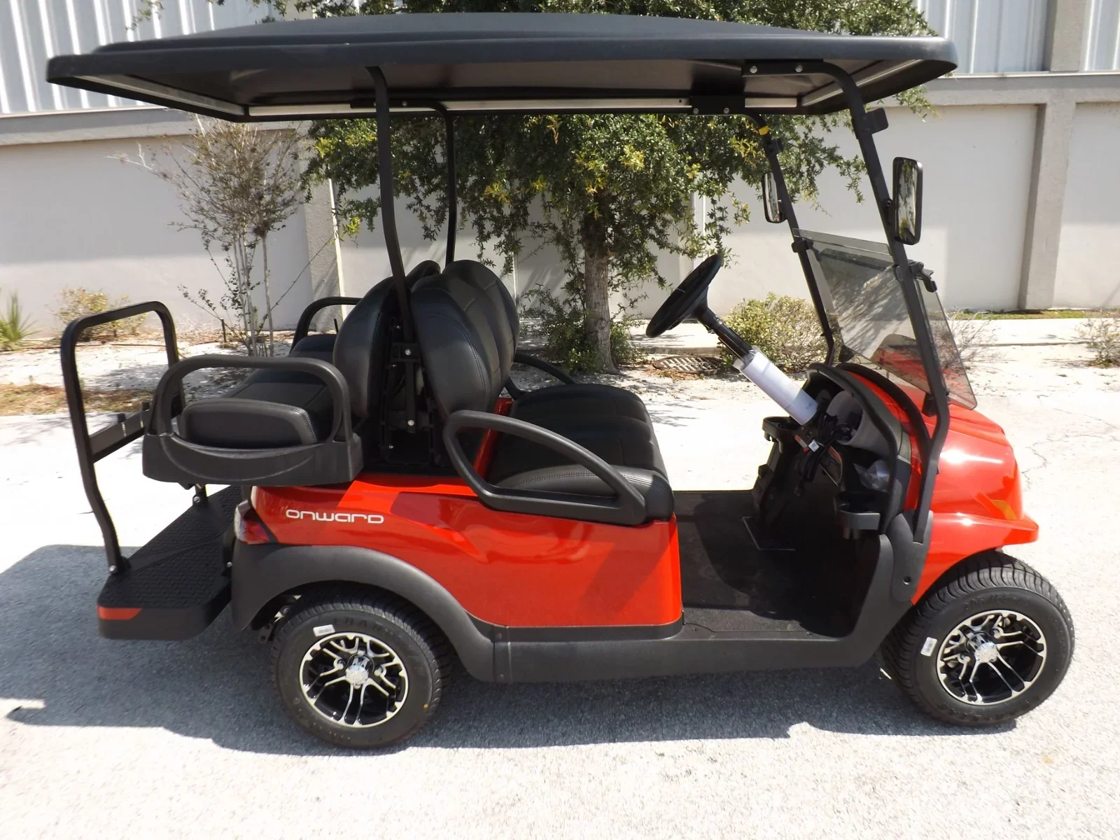 2024 Club Car Onward 4 Passenger Electric Golf Cart | Premium 4-Passenger Neighborhood LSV with AlumiCore™ Frame & Advanced AC Power - Image 2