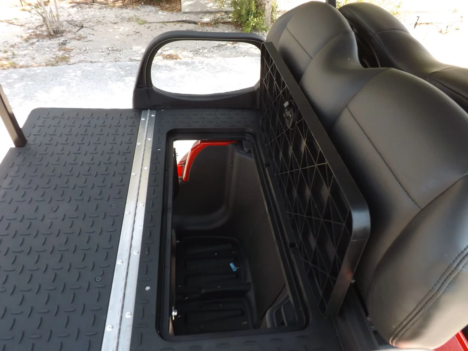 2024 Club Car Onward 4 Passenger Electric Golf Cart | Premium 4-Passenger Neighborhood LSV with AlumiCore™ Frame & Advanced AC Power - Image 12