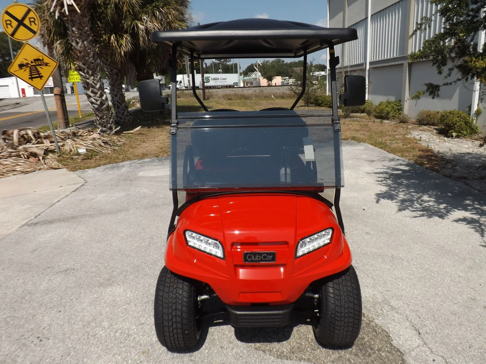 2024 Club Car Onward 4 Passenger Electric Golf Cart | Premium 4-Passenger Neighborhood LSV with AlumiCore™ Frame & Advanced AC Power - Image 17
