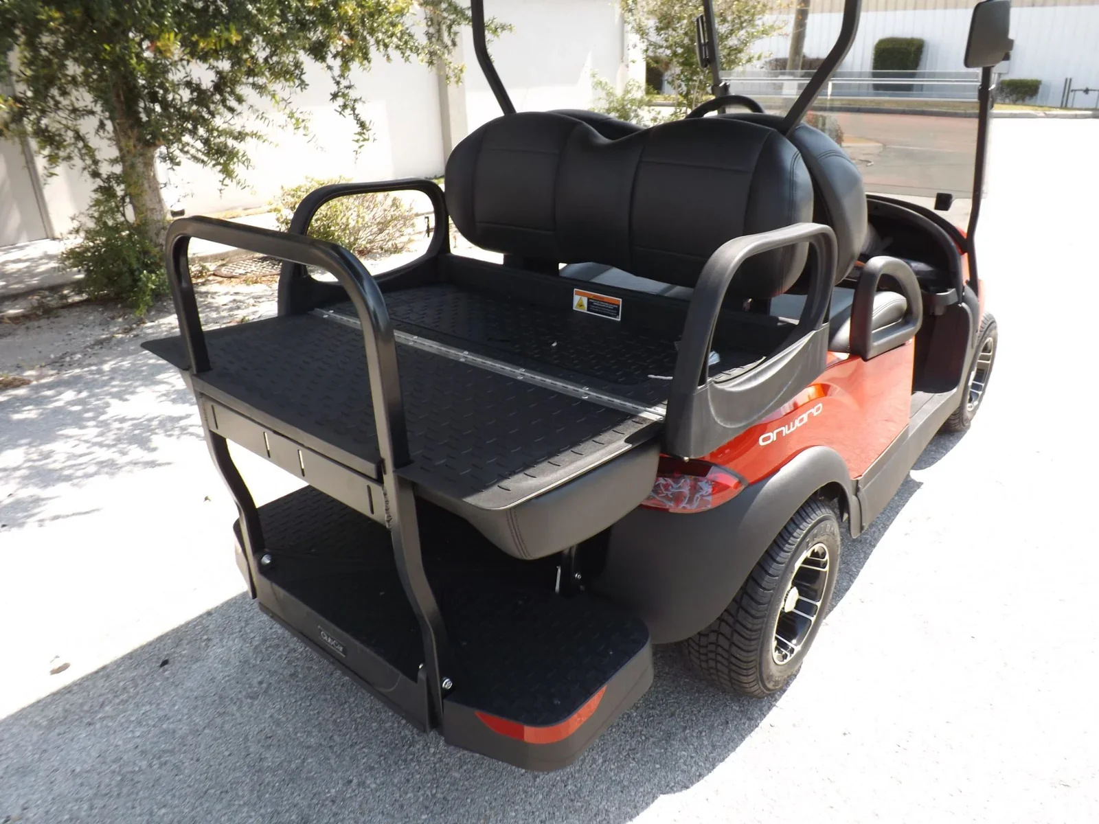 2024 Club Car Onward 4 Passenger Electric Golf Cart | Premium 4-Passenger Neighborhood LSV with AlumiCore™ Frame & Advanced AC Power - Image 11