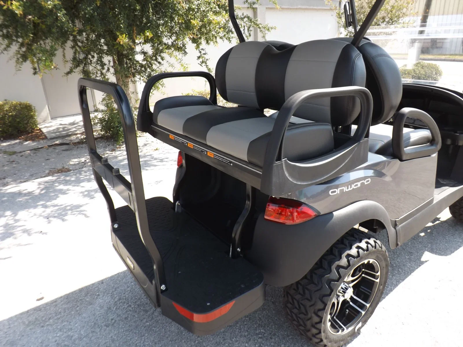 2024 Club Car Onward Lifted 4 Passenger Gas Golf Cart | Premium Lifted LSV with Subaru EFI Engine & Custom Alloy Wheels - Image 11