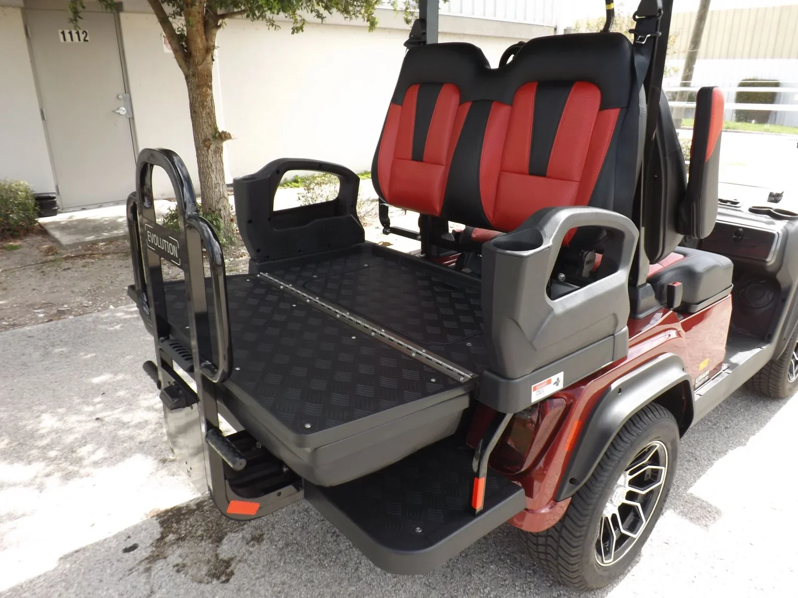2025 Evolution Classic 4 Plus Electric Golf Cart | 4-Passenger Street-Legal LSV with Lithium Power & Premium Gloss Finish - Image 15