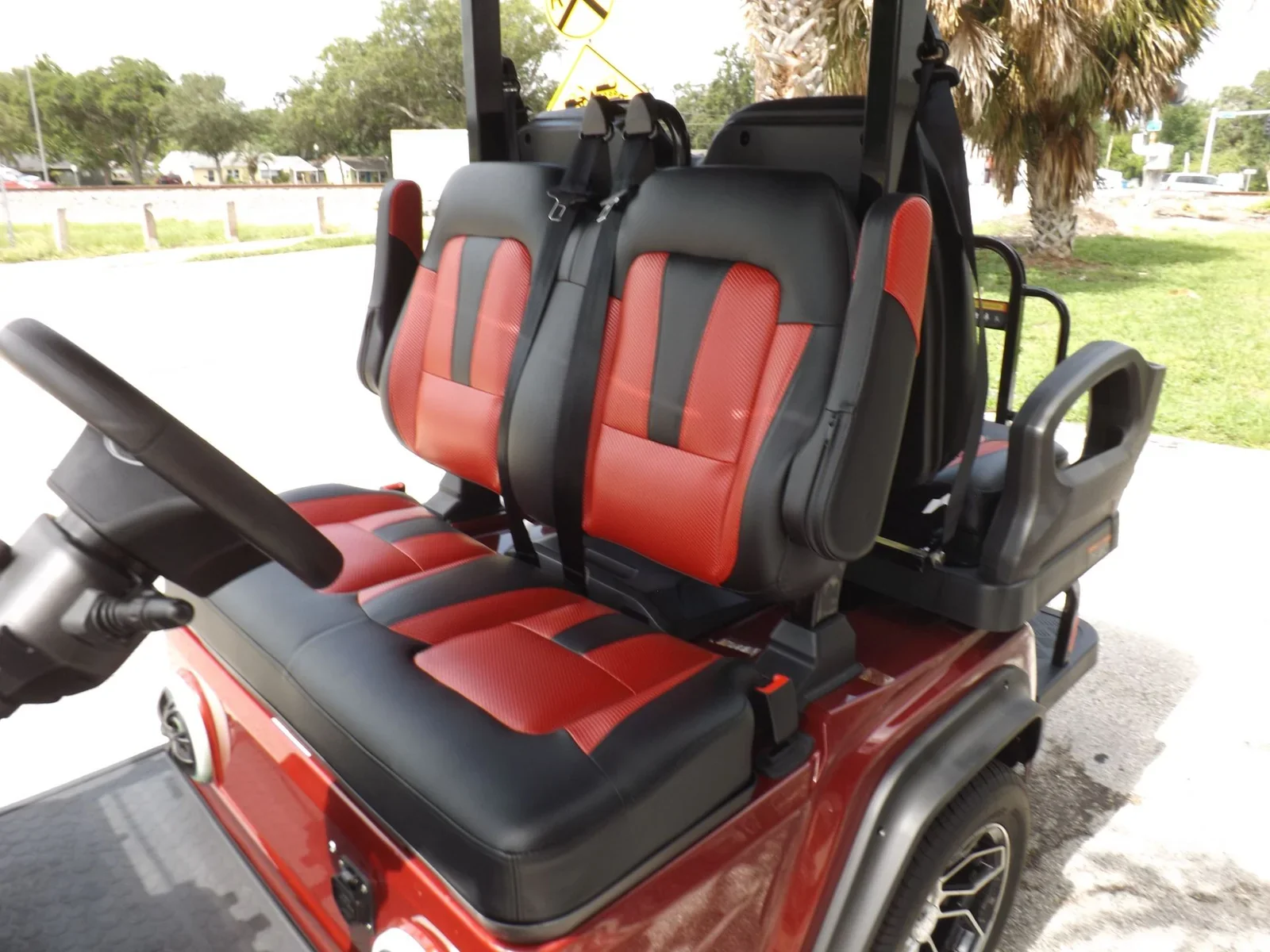 2025 Evolution Classic 4 Plus Electric Golf Cart | 4-Passenger Street-Legal LSV with Lithium Power & Premium Gloss Finish - Image 18