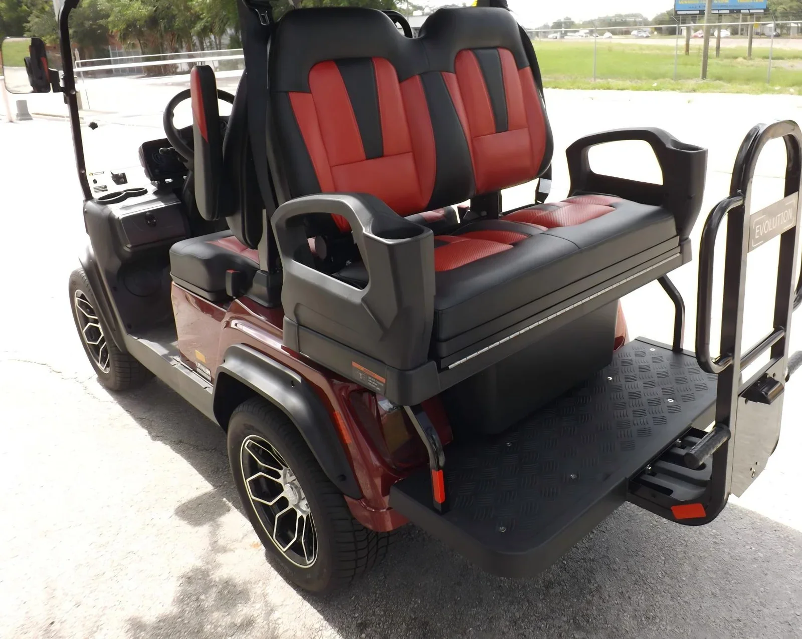 2025 Evolution Classic 4 Plus Electric Golf Cart | 4-Passenger Street-Legal LSV with Lithium Power & Premium Gloss Finish - Image 2