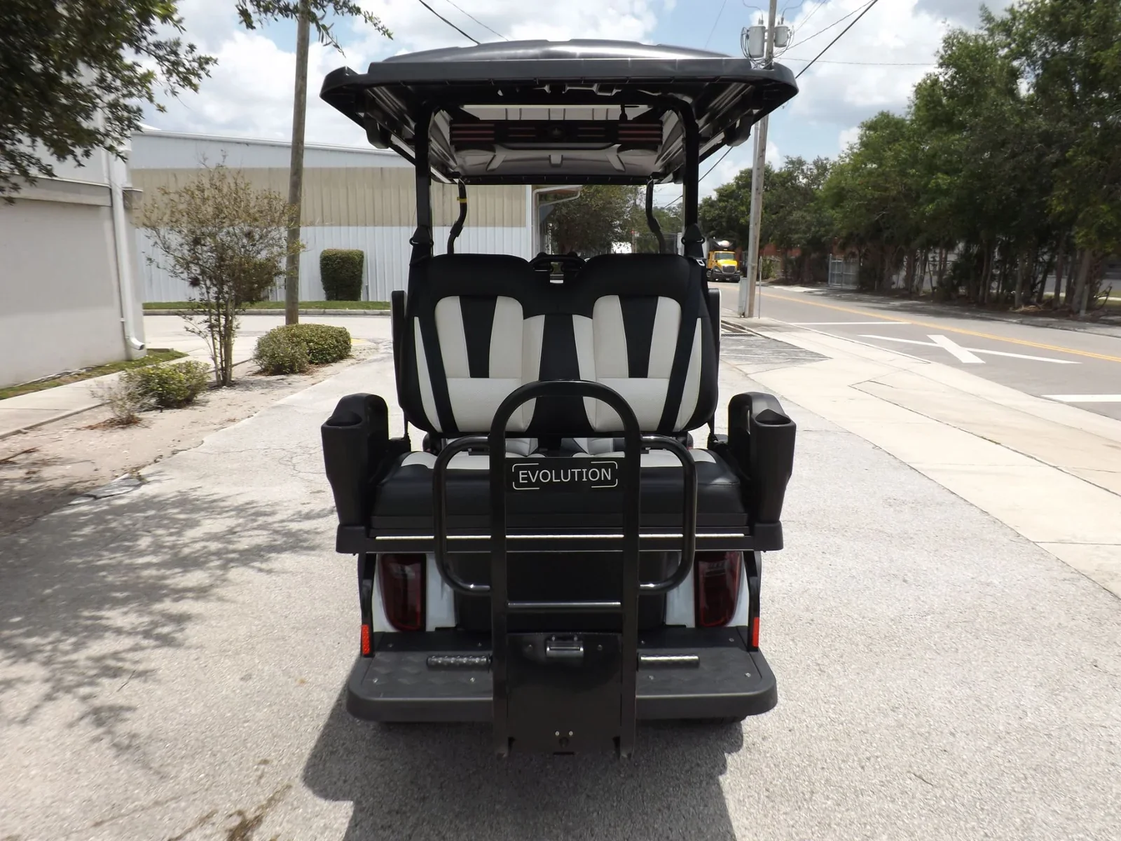 2025 Evolution D5 Ranger 2+2 Plus Electric Golf Cart | 4-Passenger Convertible LSV with Lithium Power, Rear Flip Seat & Touchscreen Display - Image 3