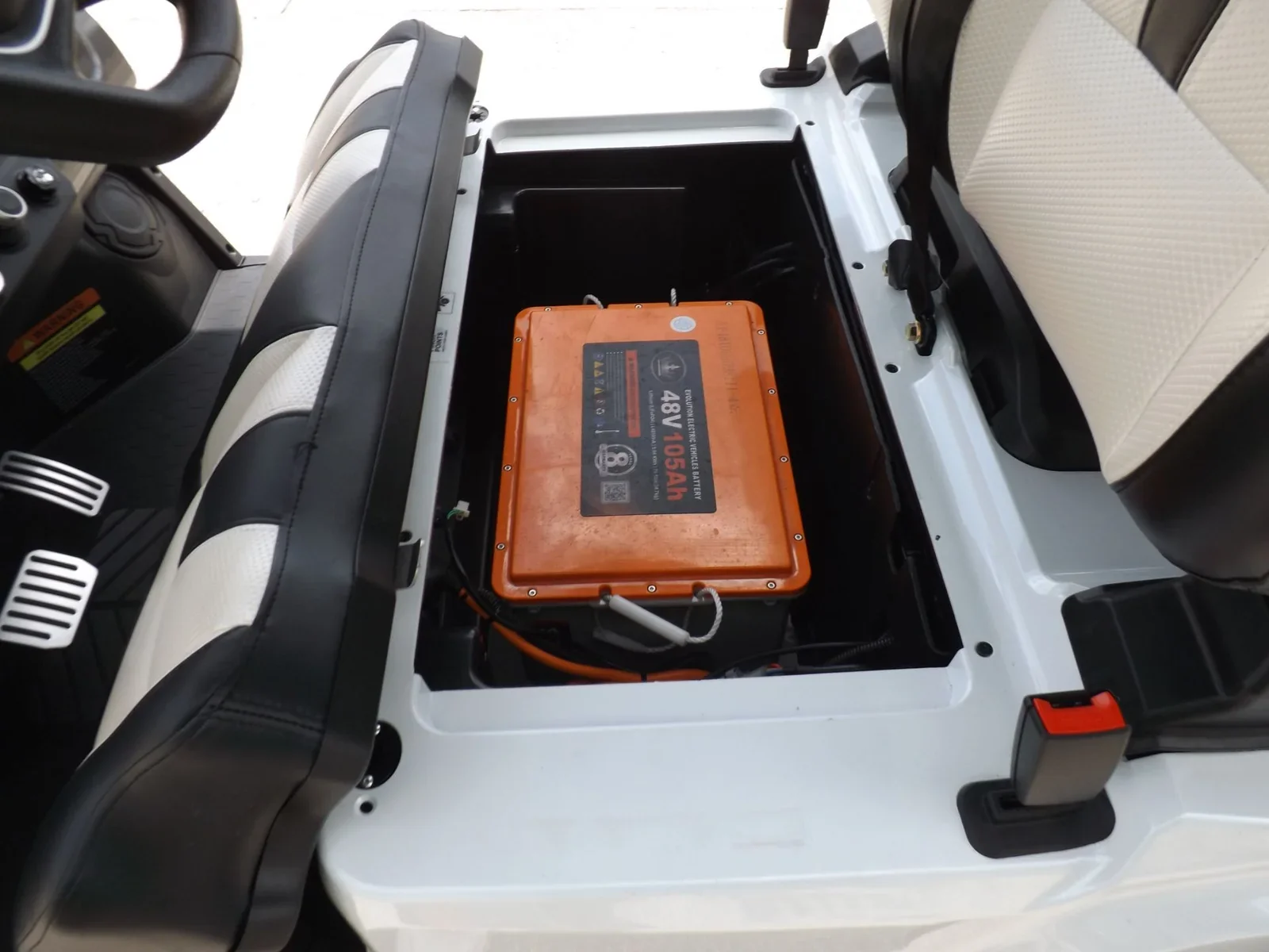 2025 Evolution D5 Ranger 2+2 Plus Electric Golf Cart | 4-Passenger Convertible LSV with Lithium Power, Rear Flip Seat & Touchscreen Display - Image 17