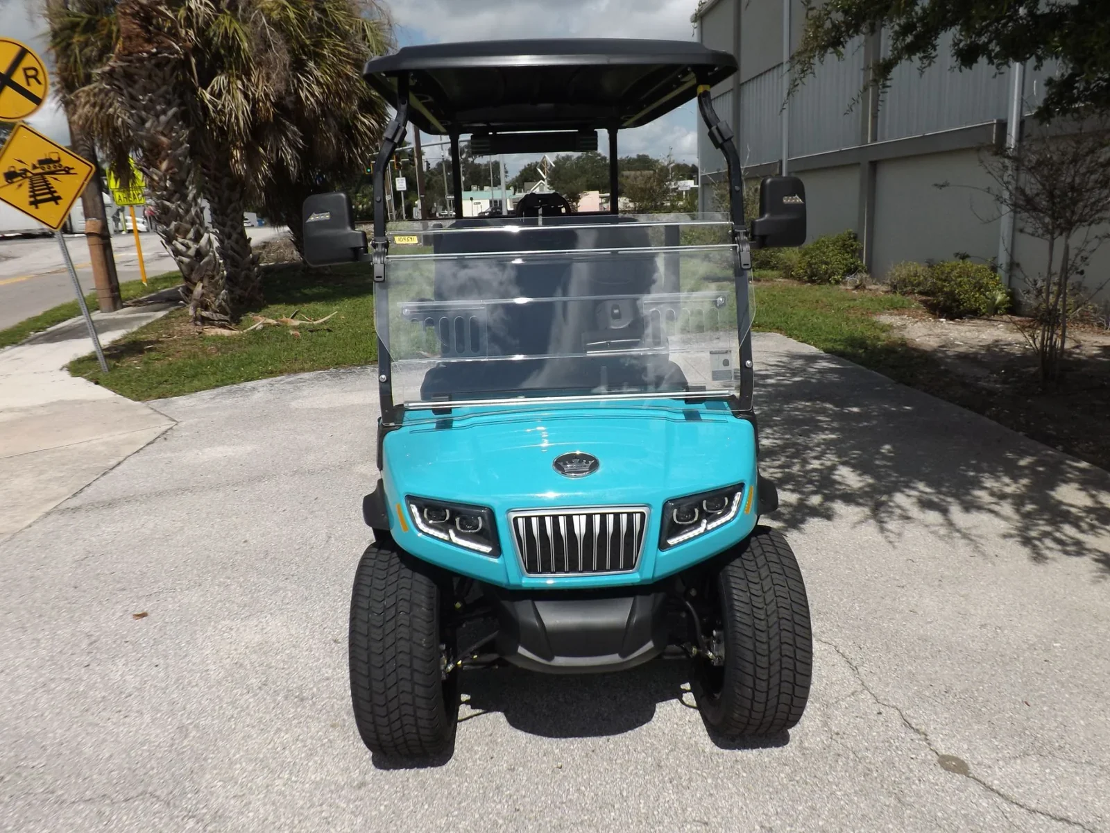 2025 Evolution D5 Ranger 4 Electric Golf Cart | 4-Passenger Street-Legal LSV with Lithium Power, Touchscreen & Extended Roof