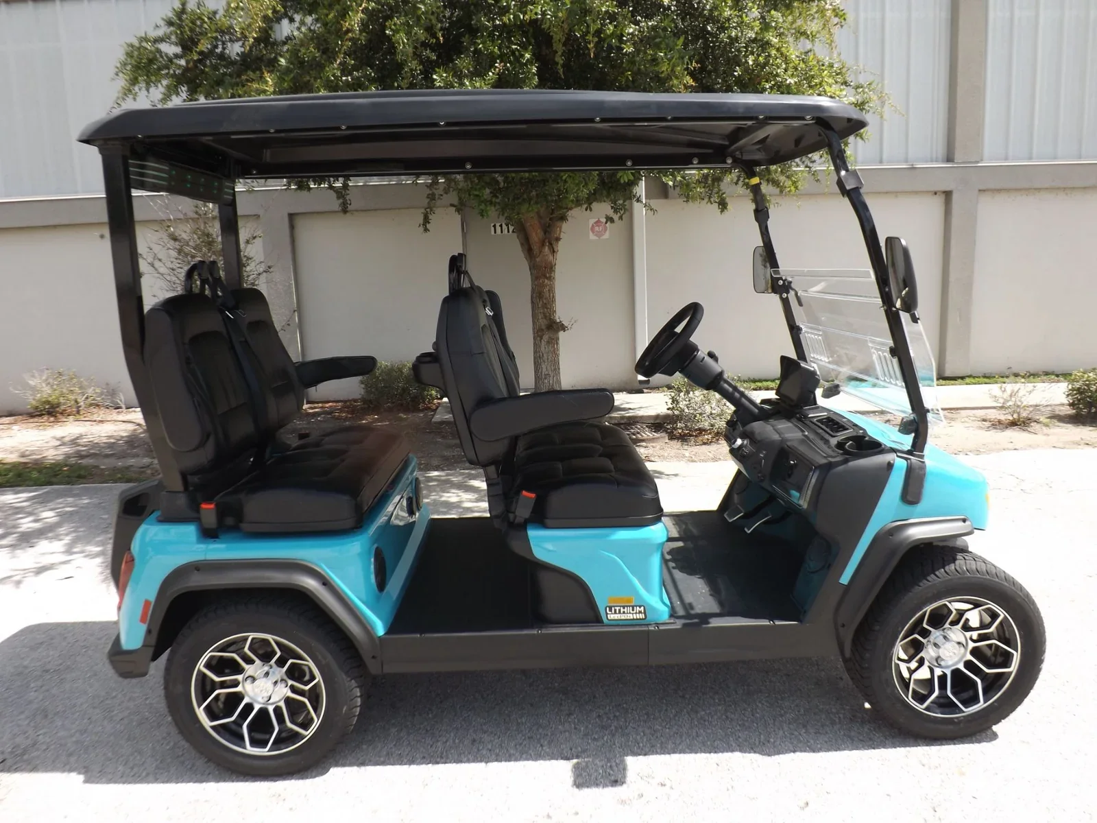 2025 Evolution D5 Ranger 4 Electric Golf Cart | 4-Passenger Street-Legal LSV with Lithium Power, Touchscreen & Extended Roof - Image 2