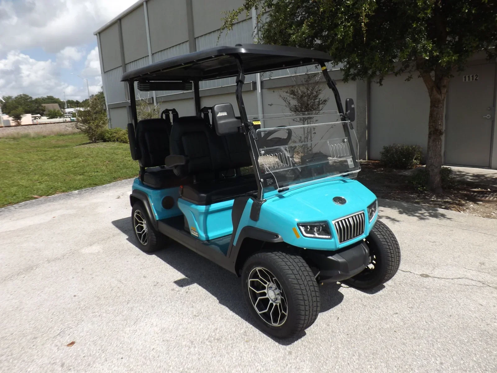 2025 Evolution D5 Ranger 4 Electric Golf Cart | 4-Passenger Street-Legal LSV with Lithium Power, Touchscreen & Extended Roof - Image 23