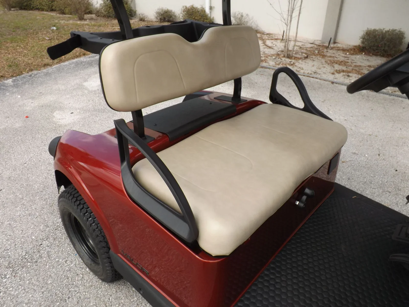 2026 E-Z-GO RXV 2 Valor S EX1 Sport Electric Golf Cart | 2-Passenger Course & Neighborhood LSV with Elite AC Power - Image 10