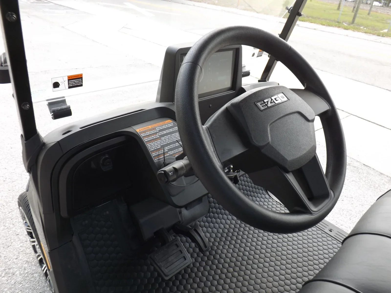 2026 E-Z-GO RXV 4 Touring ST ELiTE Lithium Golf Cart | 4-Passenger Premium Electric LSV with Samsung SDI Technology & Rear Flip Seat - Image 6