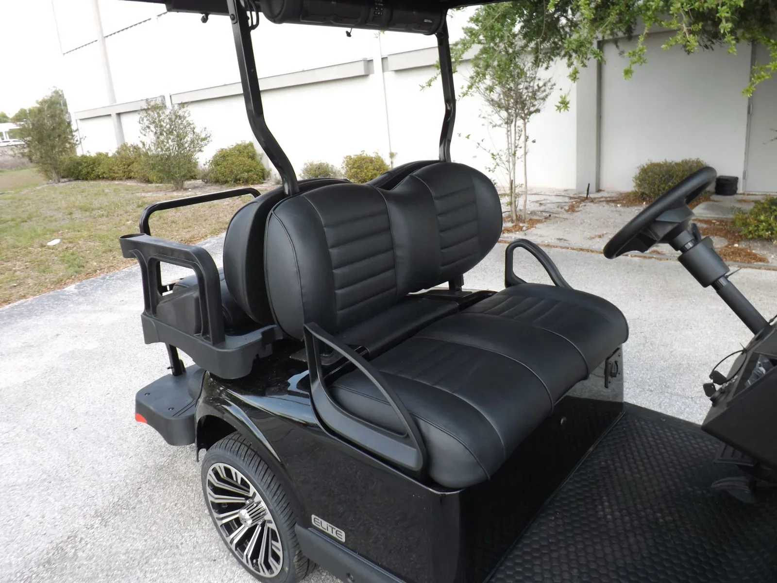 2026 E-Z-GO RXV 4 Touring ST ELiTE Lithium Golf Cart | 4-Passenger Premium Electric LSV with Samsung SDI Technology & Rear Flip Seat - Image 11