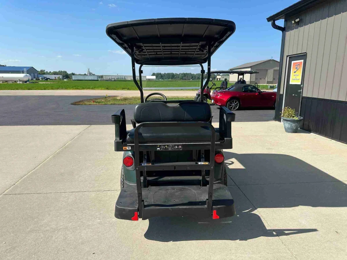 2027 E-Z-GO RXV Valor S+ Gas Golf Cart | 4-Passenger Fleet & Neighborhood Utility Vehicle with Elite Fuel Efficiency & Rear Flip Seat - Image 11